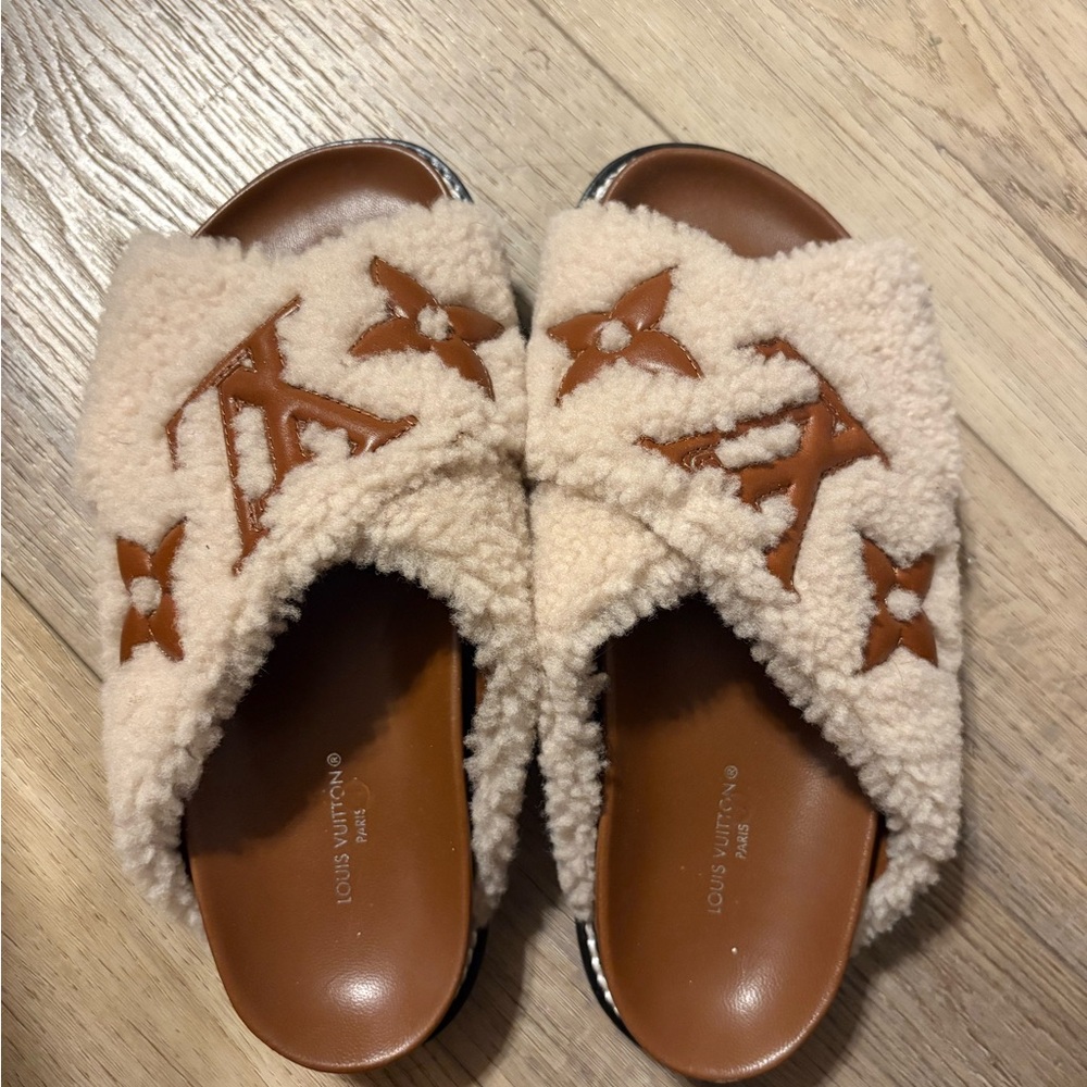 Louis Vuitton Cream and Brown Slippers with Plush Lining